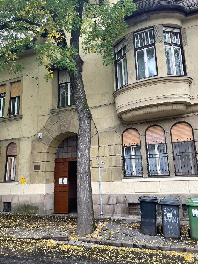 Apartamento Sun City Szeged Exterior foto